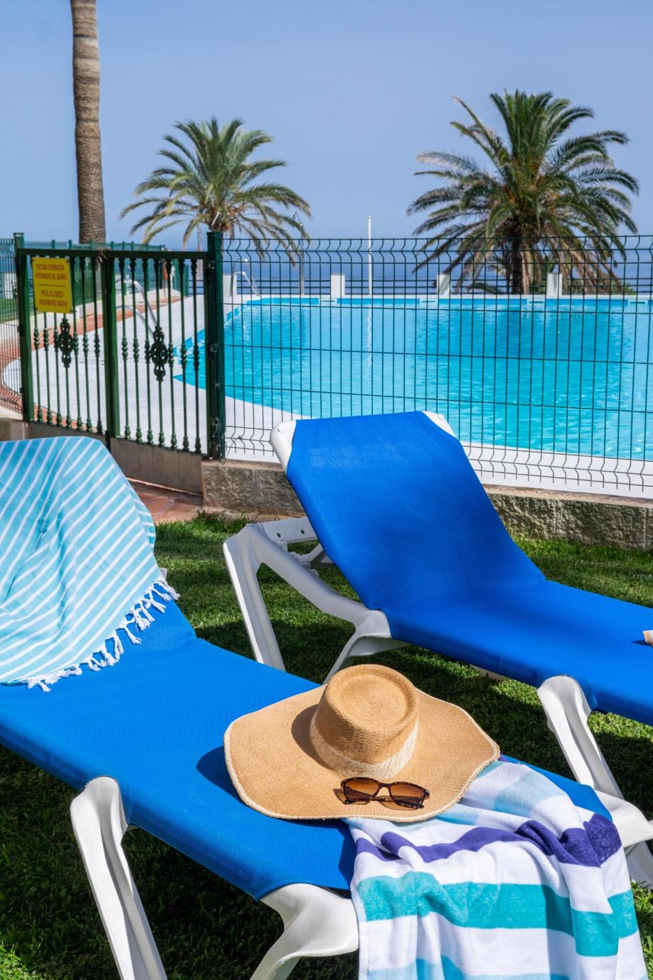 The White Rock Private Access To The Beach Torremolinos Exterior foto